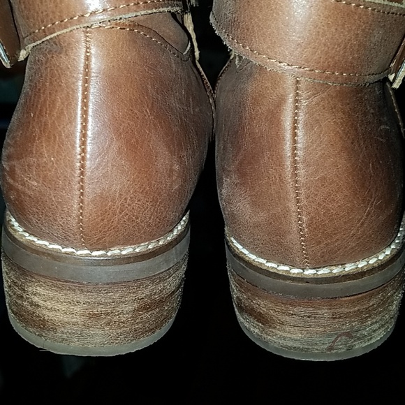 U GETTIN THE BOOTS AND A NICE BAG 🎒 - Picture 2 of 8